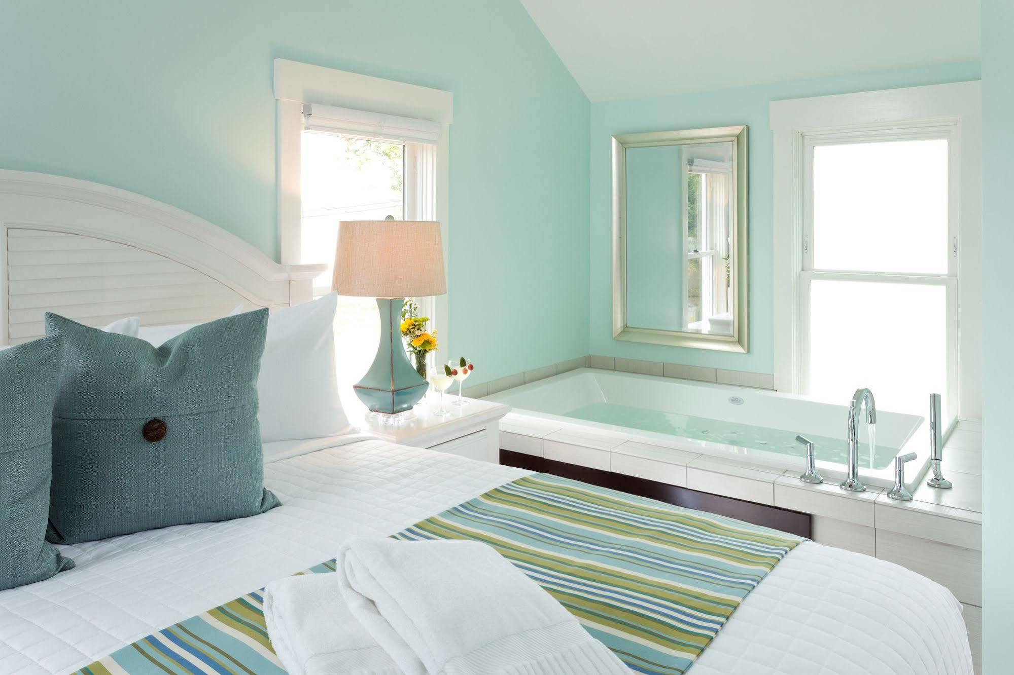 The Hotel Saugatuck - Adults Only Exteriör bild